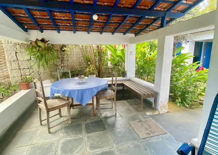 Edícula Simples, prático e ideal Ilhabela